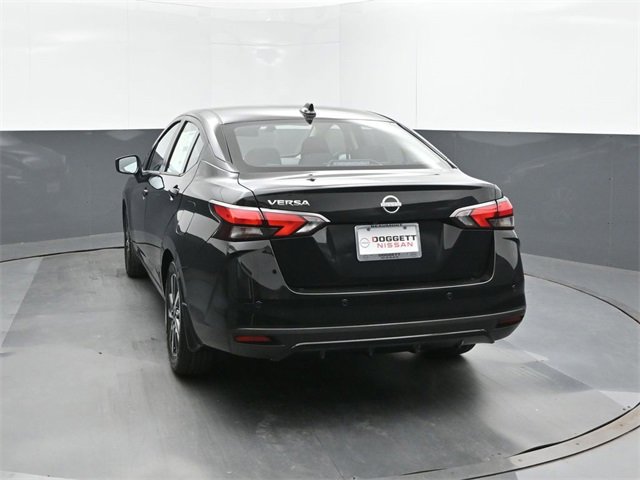 Used 2025 Nissan Versa SV w/ Trunk Package image 8