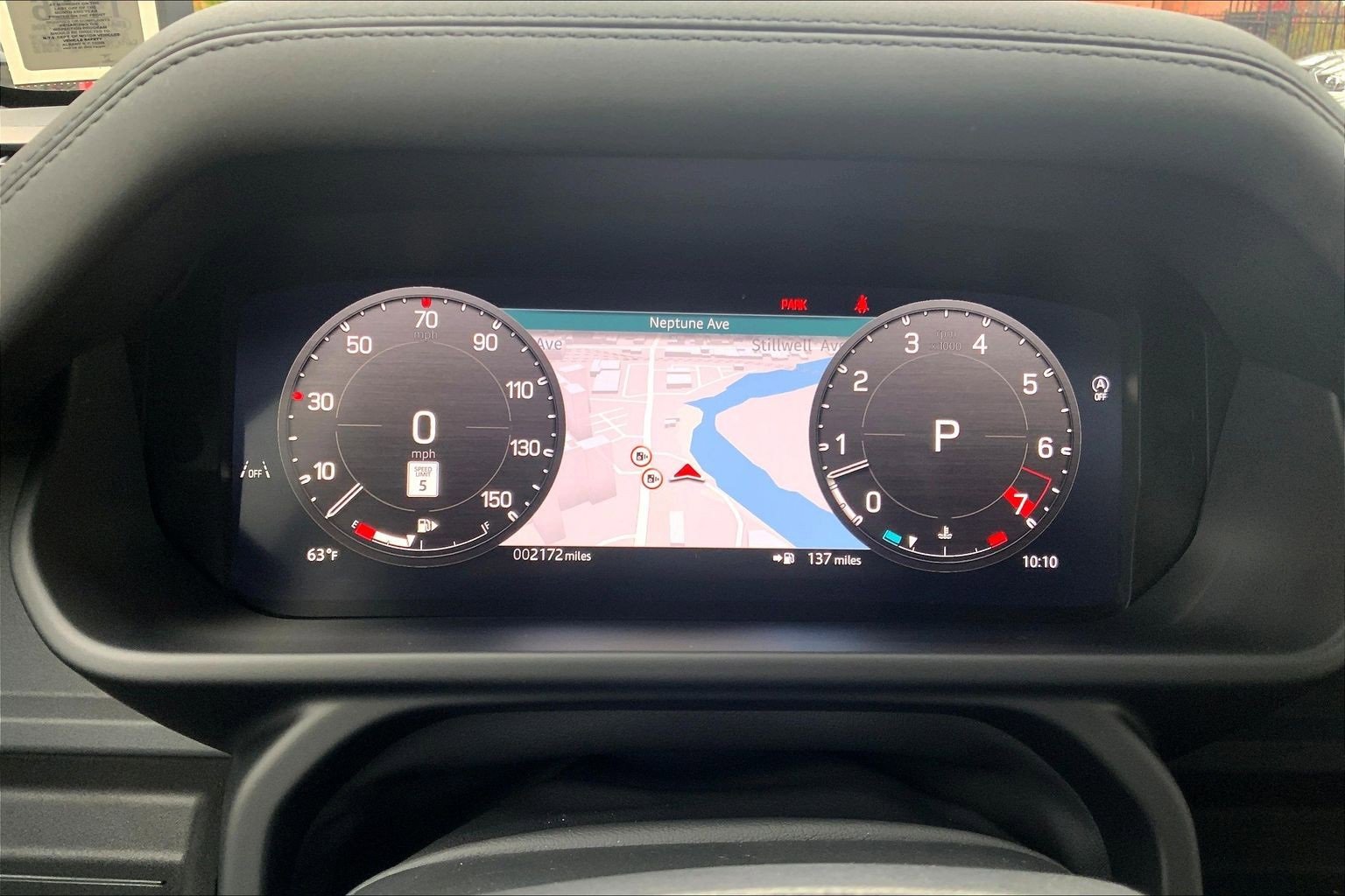 Used 2025 Land Rover Defender 110 X-Dynamic SE image 25