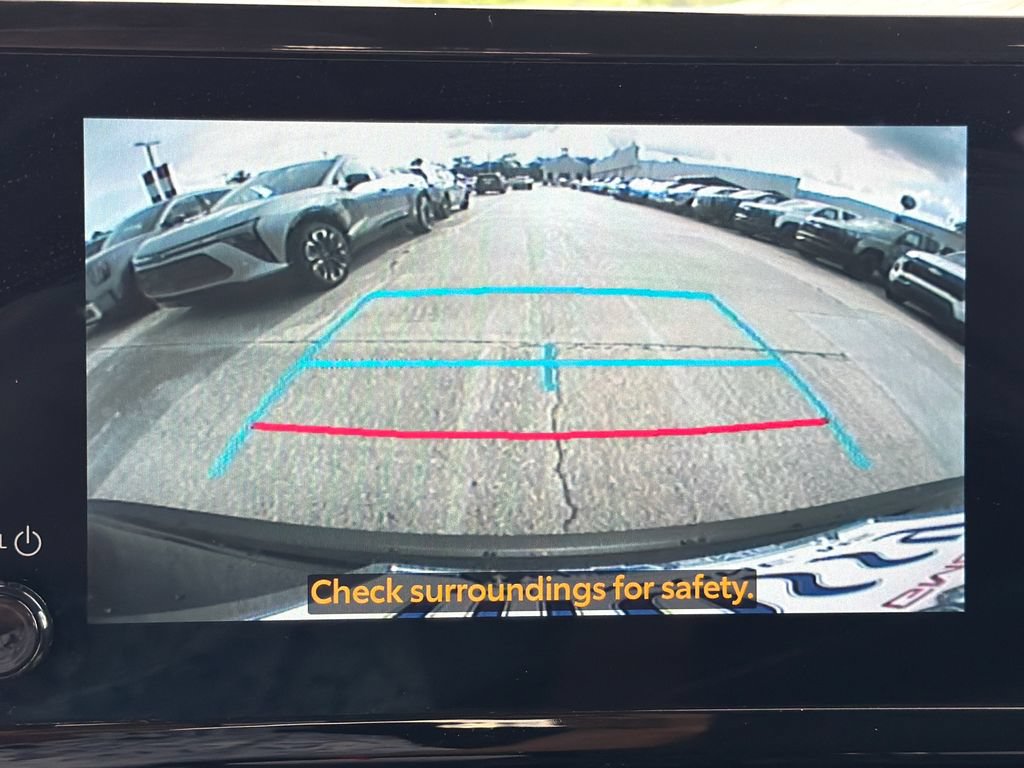 Used 2025 Toyota Corolla Cross LE FWD image 22