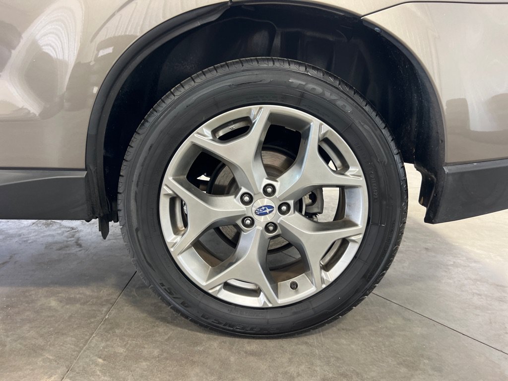 Used 2018 Subaru Forester 2.5i Touring AWD/4WD image 43