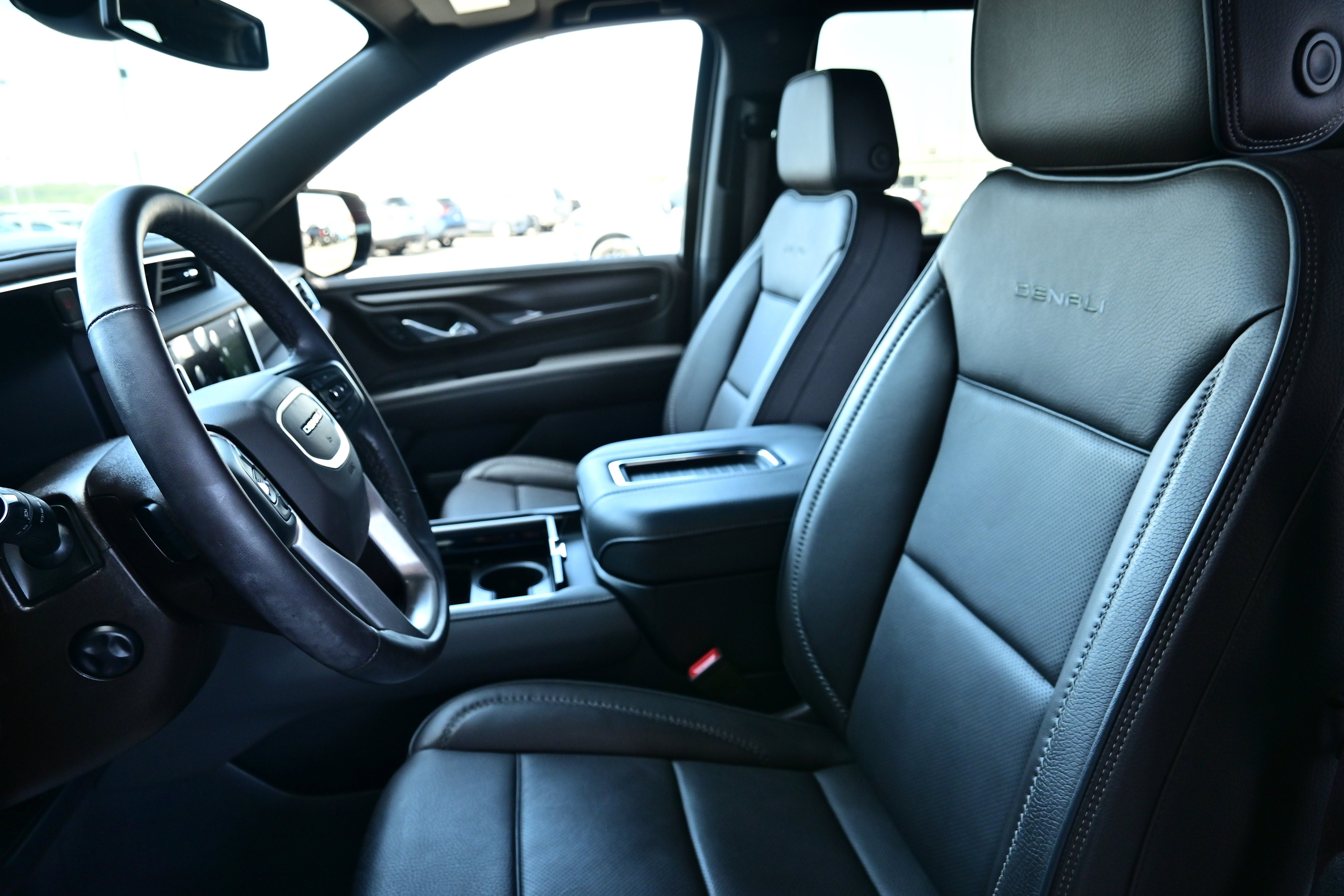 Used 2024 GMC Yukon Denali w/ Max Trailering Package AWD/4WD image 27