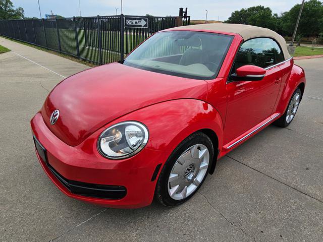 Used 2015 Volkswagen Beetle 1.8T FWD image 1
