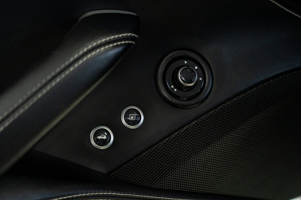 Used 2016 Ferrari California T image 35