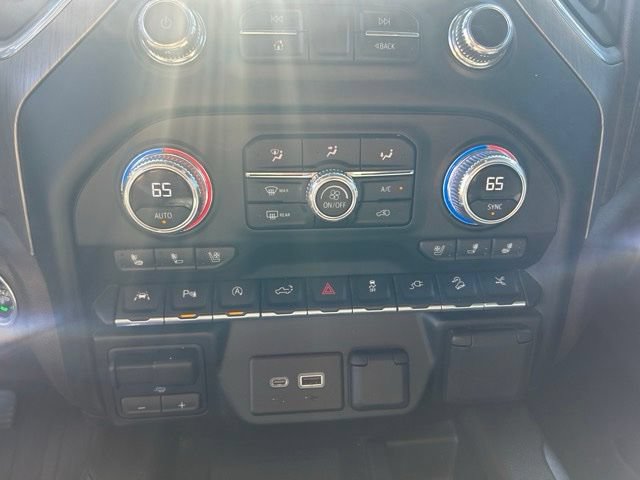Used 2019 GMC Sierra 1500 Denali w/ Denali Ultimate Package AWD/4WD image 10