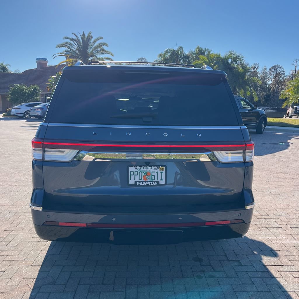Used 2022 Lincoln Navigator L Reserve image 6
