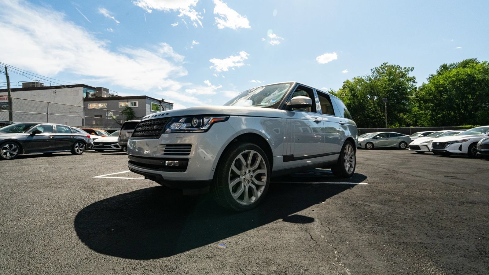 Used 2014 Land Rover Range Rover Supercharged AWD/4WD image 8