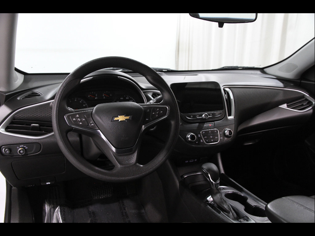Used 2024 Chevrolet Malibu LT FWD image 6