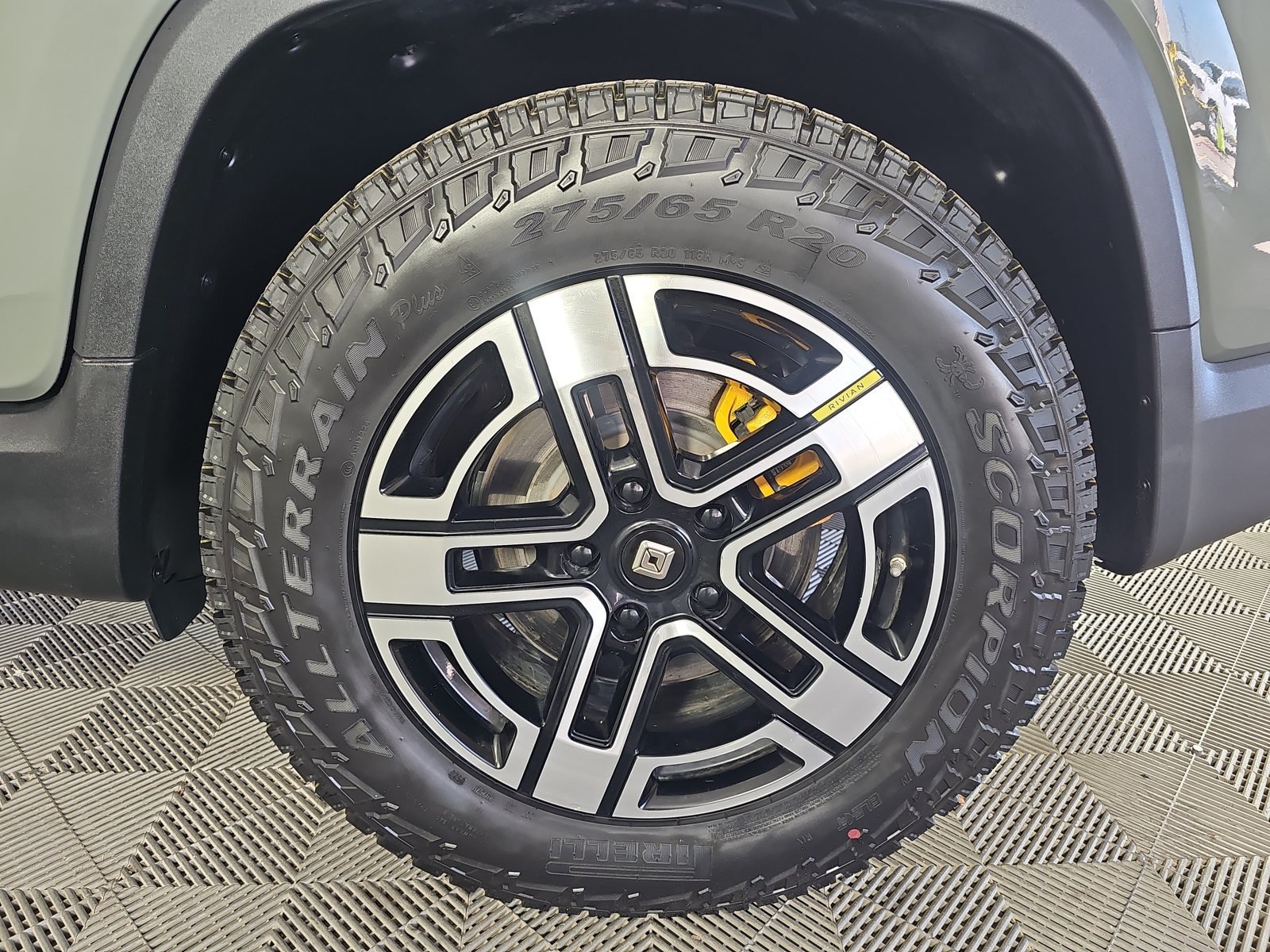Used 2022 Rivian R1T Launch Edition AWD/4WD image 10