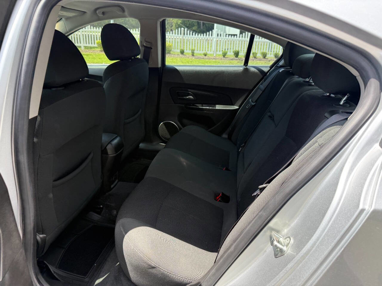 Used 2011 Chevrolet Cruze LT FWD image 12