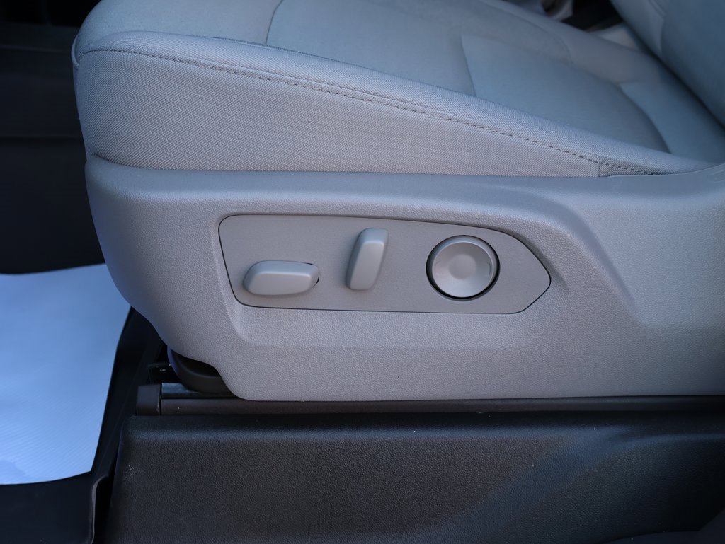 New 2025 GMC Sierra 1500 SLE image 15