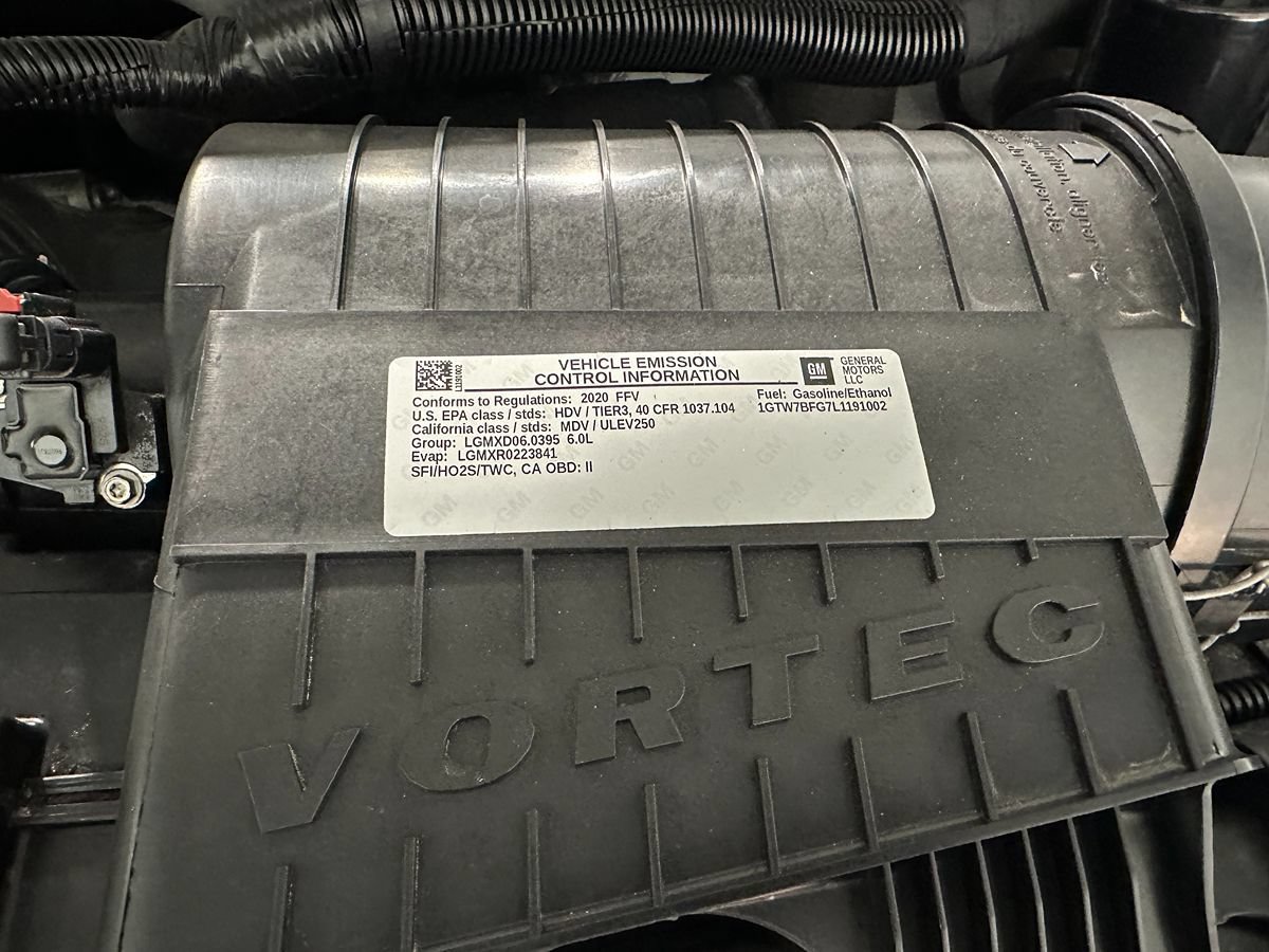Used 2020 GMC Savana 2500 Extended w/ Enhanced Convenience Package RWD image 5