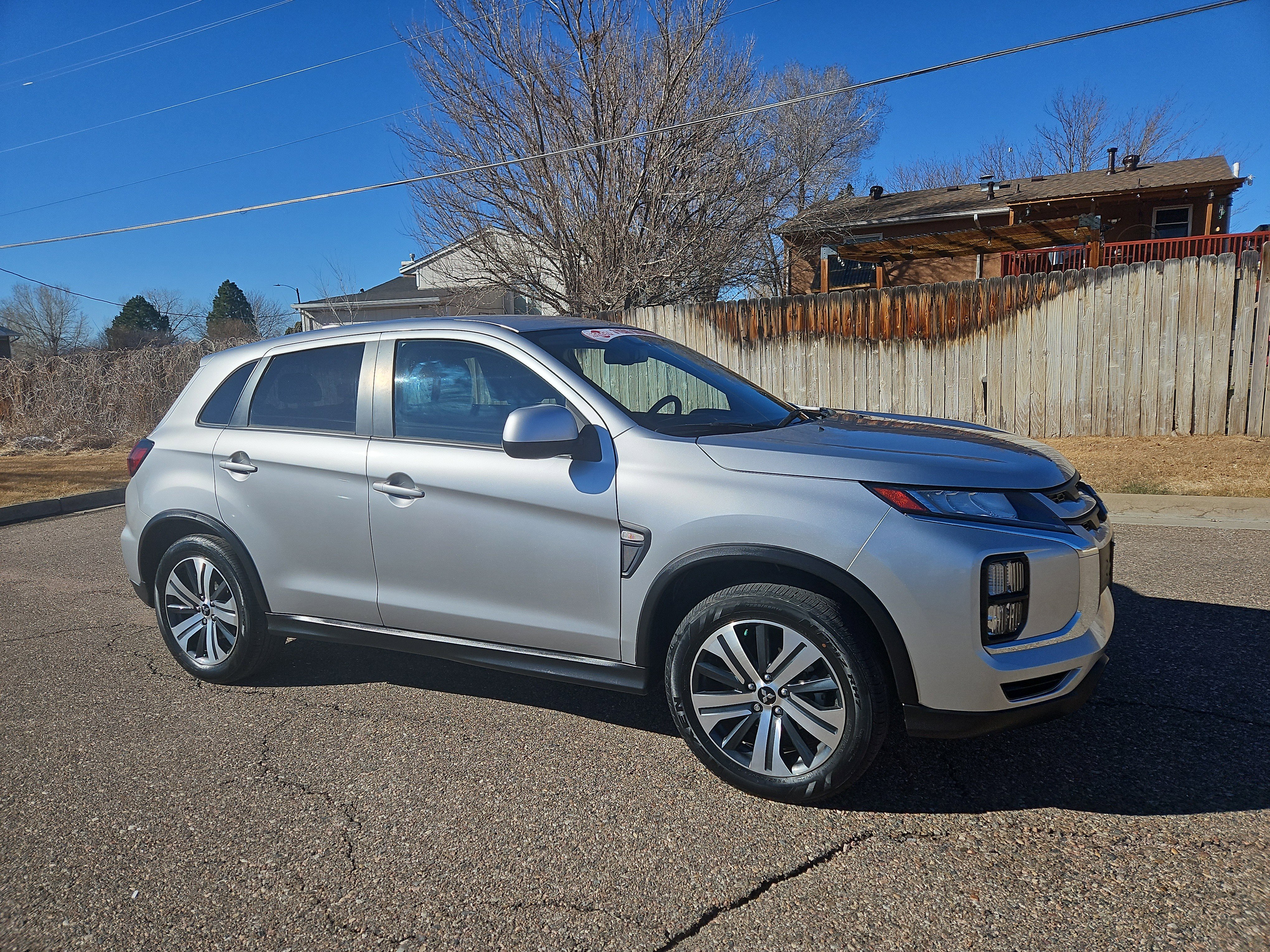 Used 2023 Mitsubishi Outlander Sport ES image 2