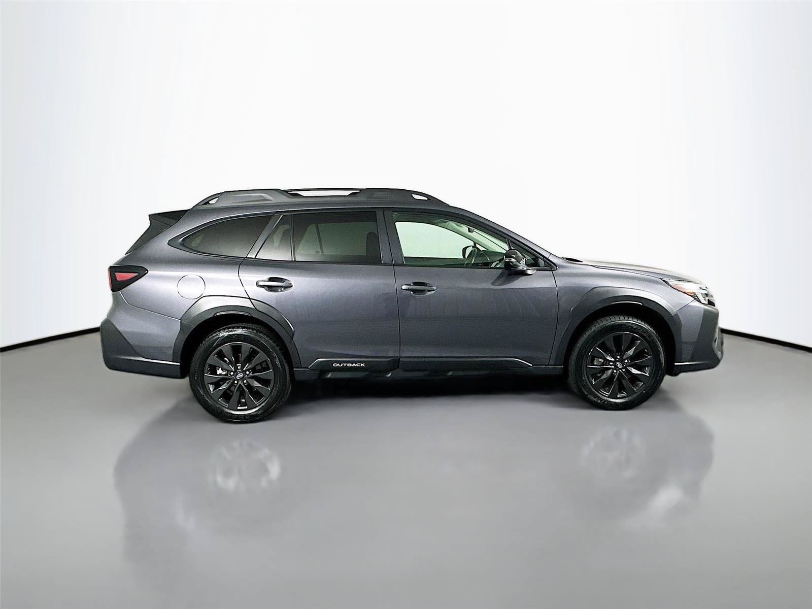 Used 2025 Subaru Outback Onyx Edition AWD/4WD image 18