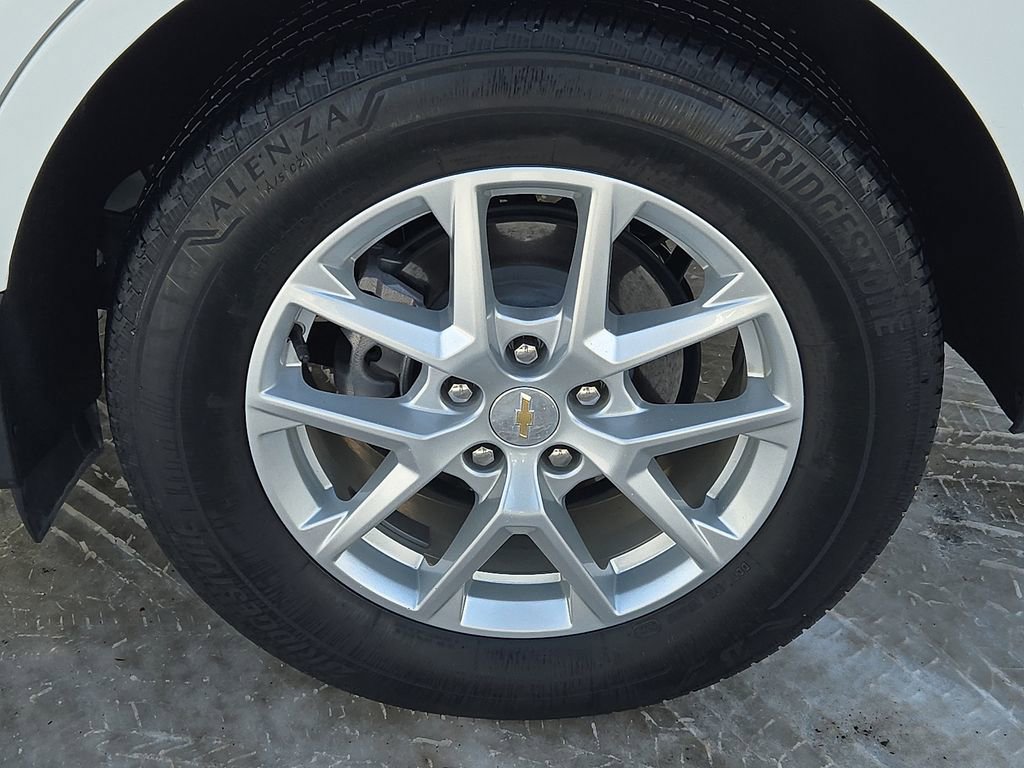 Used 2023 Chevrolet Equinox LT image 12