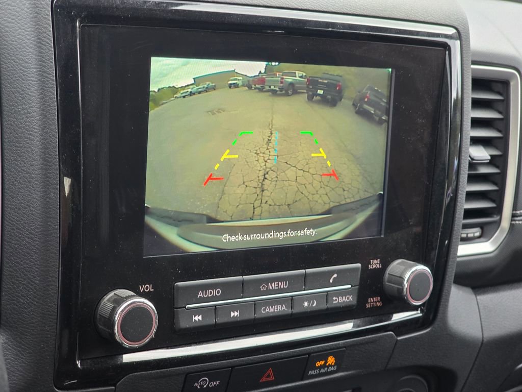 Used 2024 Nissan Frontier SV AWD/4WD image 10