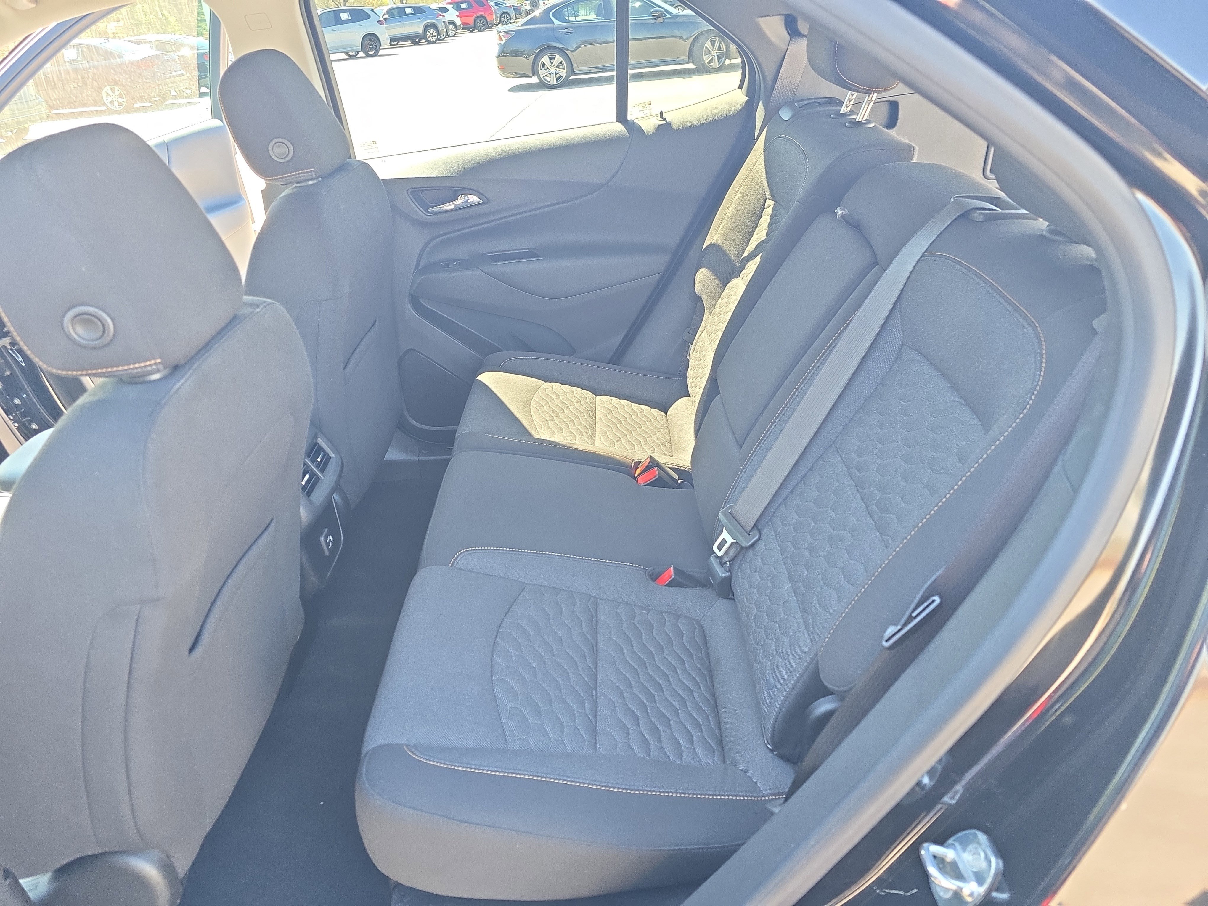 Used 2021 Chevrolet Equinox LT FWD image 14