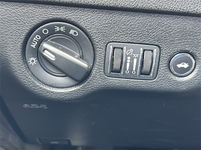 Certified 2023 Dodge Charger SXT image 33