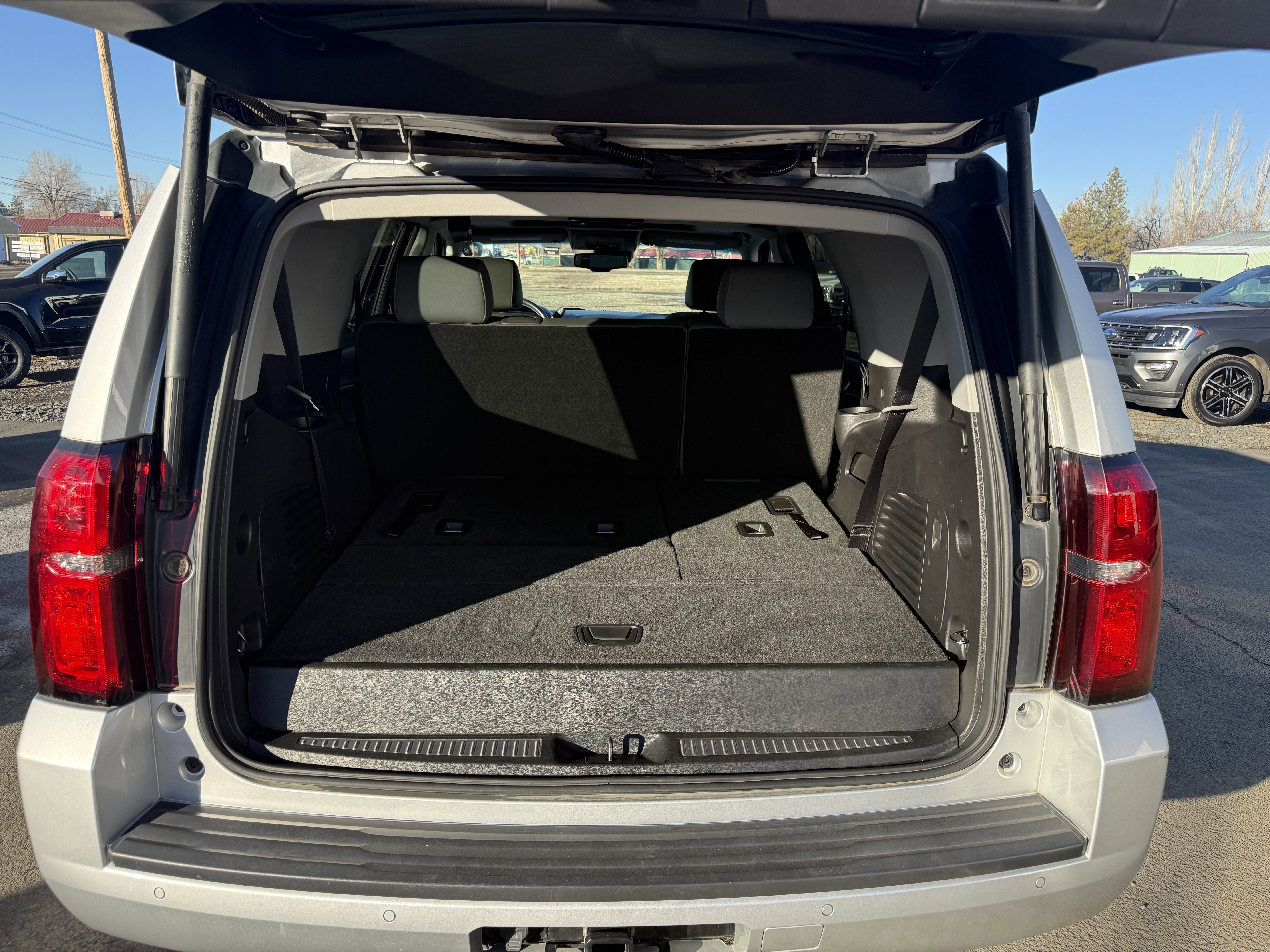 Used 2018 Chevrolet Tahoe LT image 6