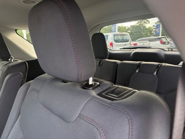 New 2026 Ford Explorer Active RWD image 26