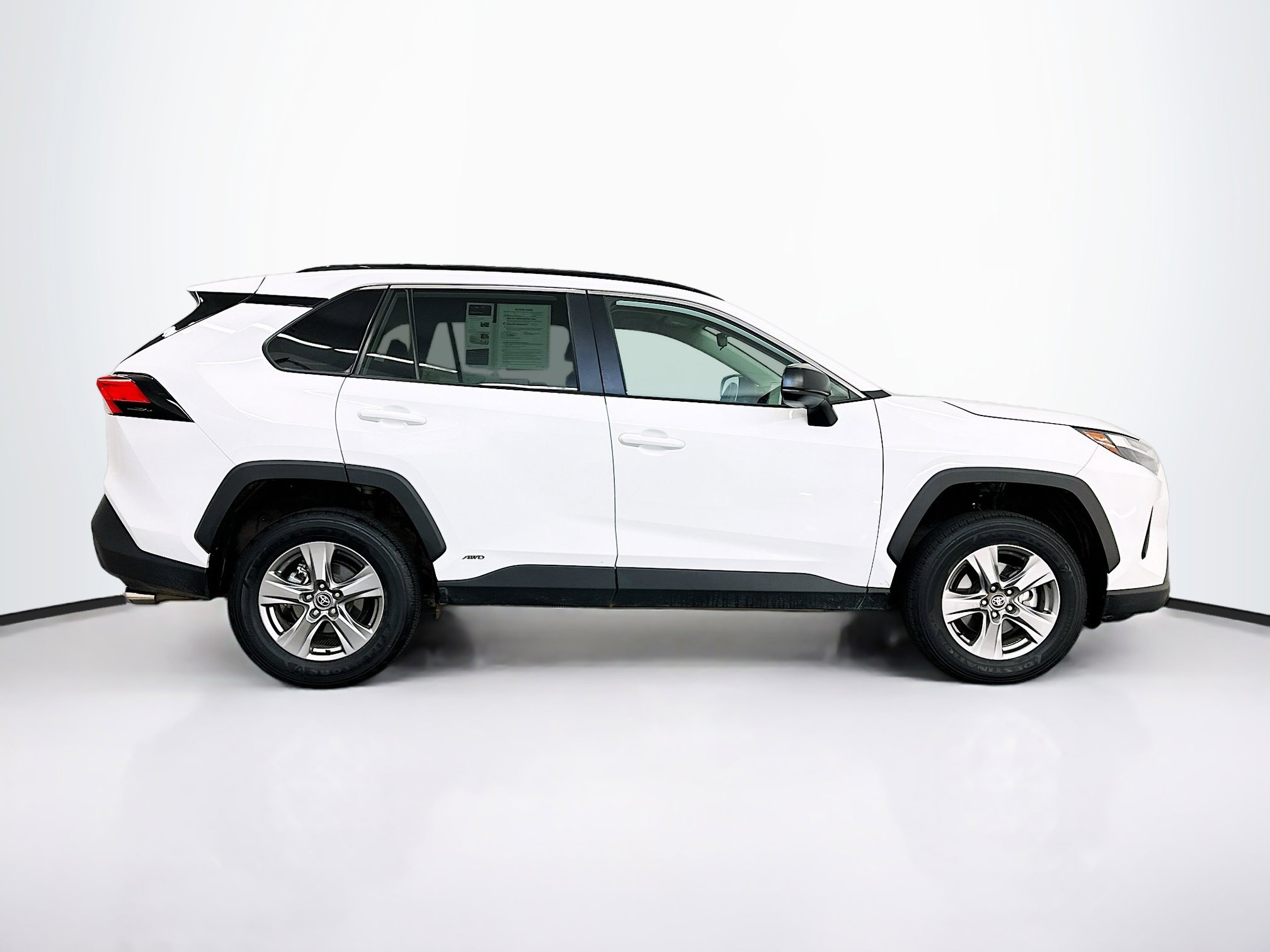 Used 2025 Toyota RAV4 LE image 10