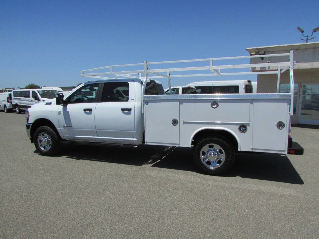 Used 2024 RAM 3500 SLT w/ Quick Order Package 2GG SLT image 12