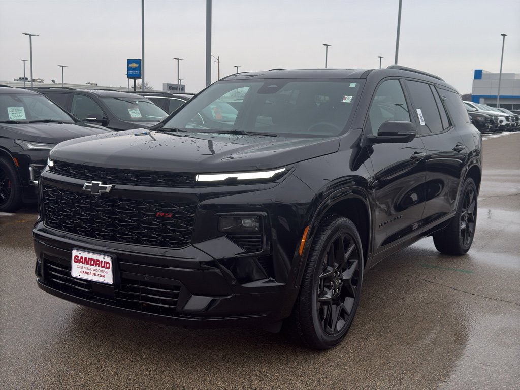 Used 2024 Chevrolet Traverse RS w/ LPO, Floor Liner Package image 2