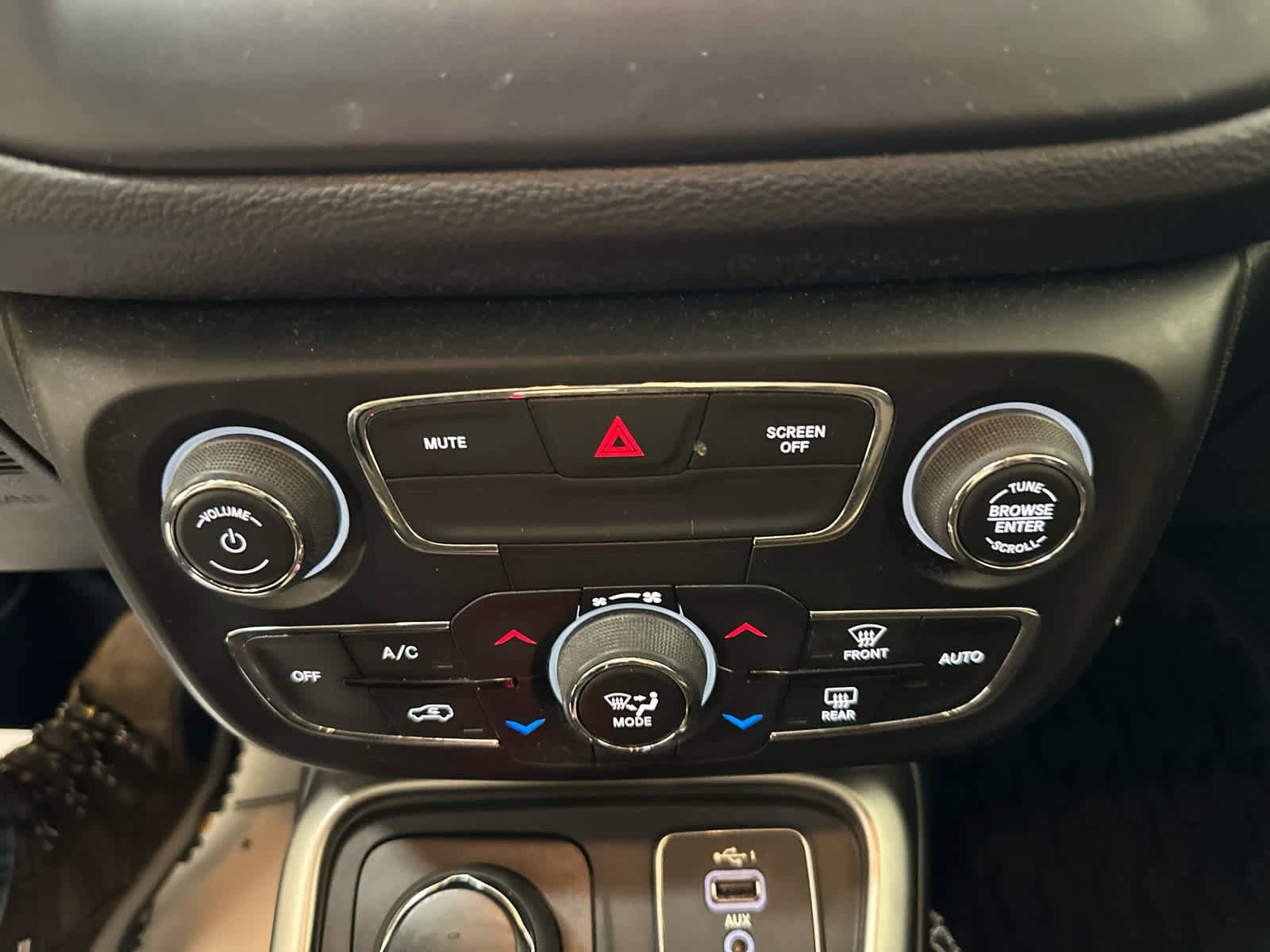 Used 2021 Jeep Compass Latitude w/ Convenience Group image 17