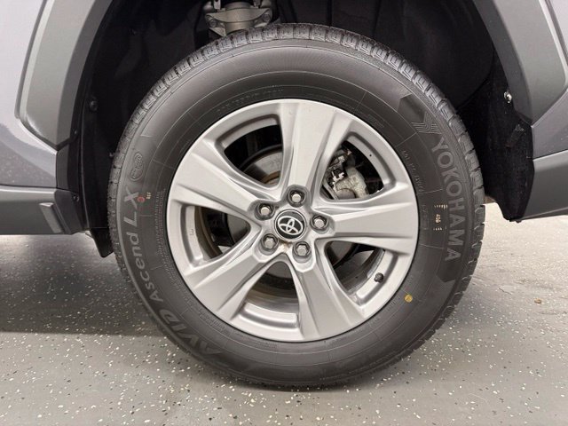Certified 2025 Toyota RAV4 XLE AWD/4WD image 20