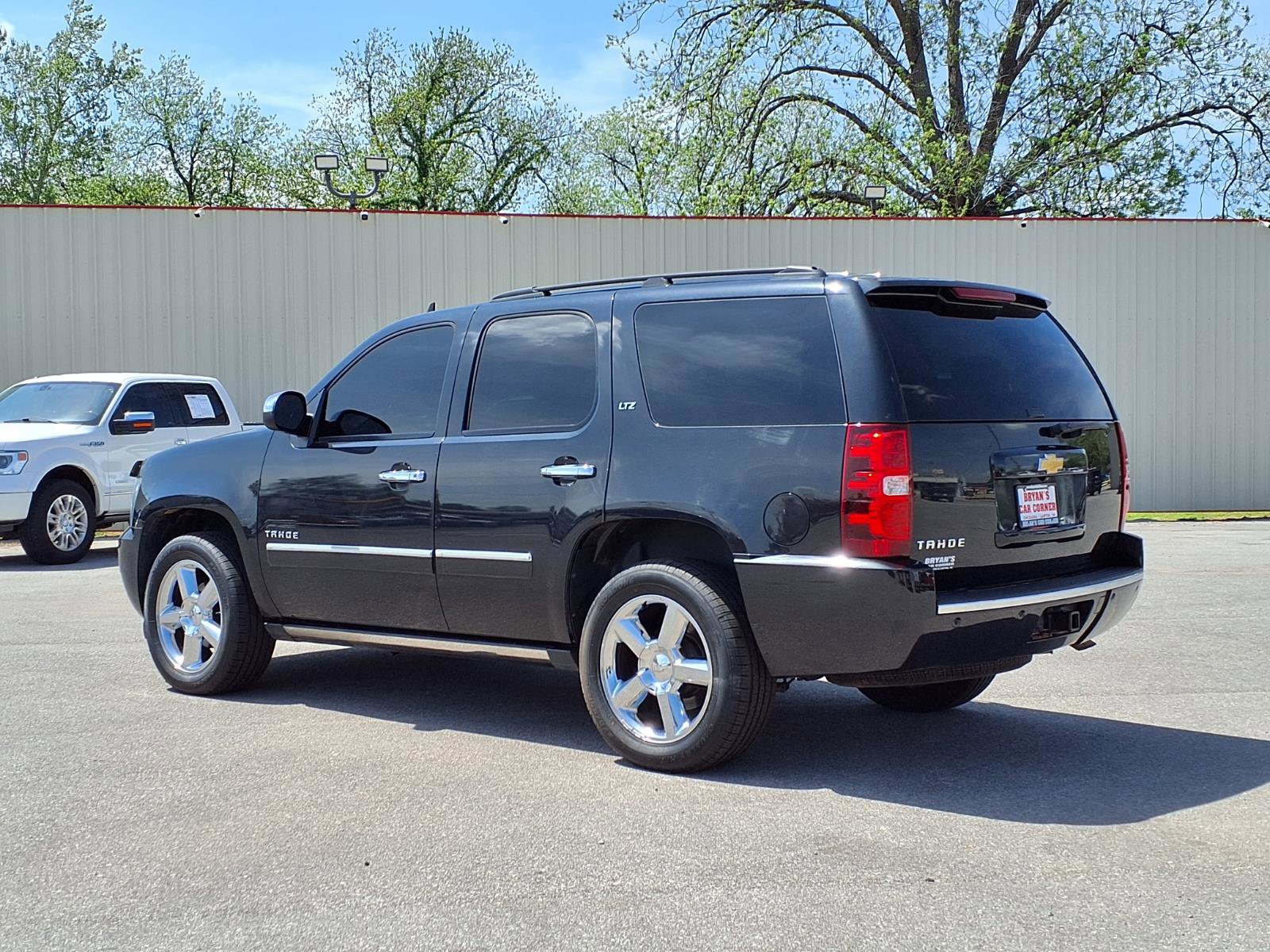 Used 2012 Chevrolet Tahoe LTZ image 22