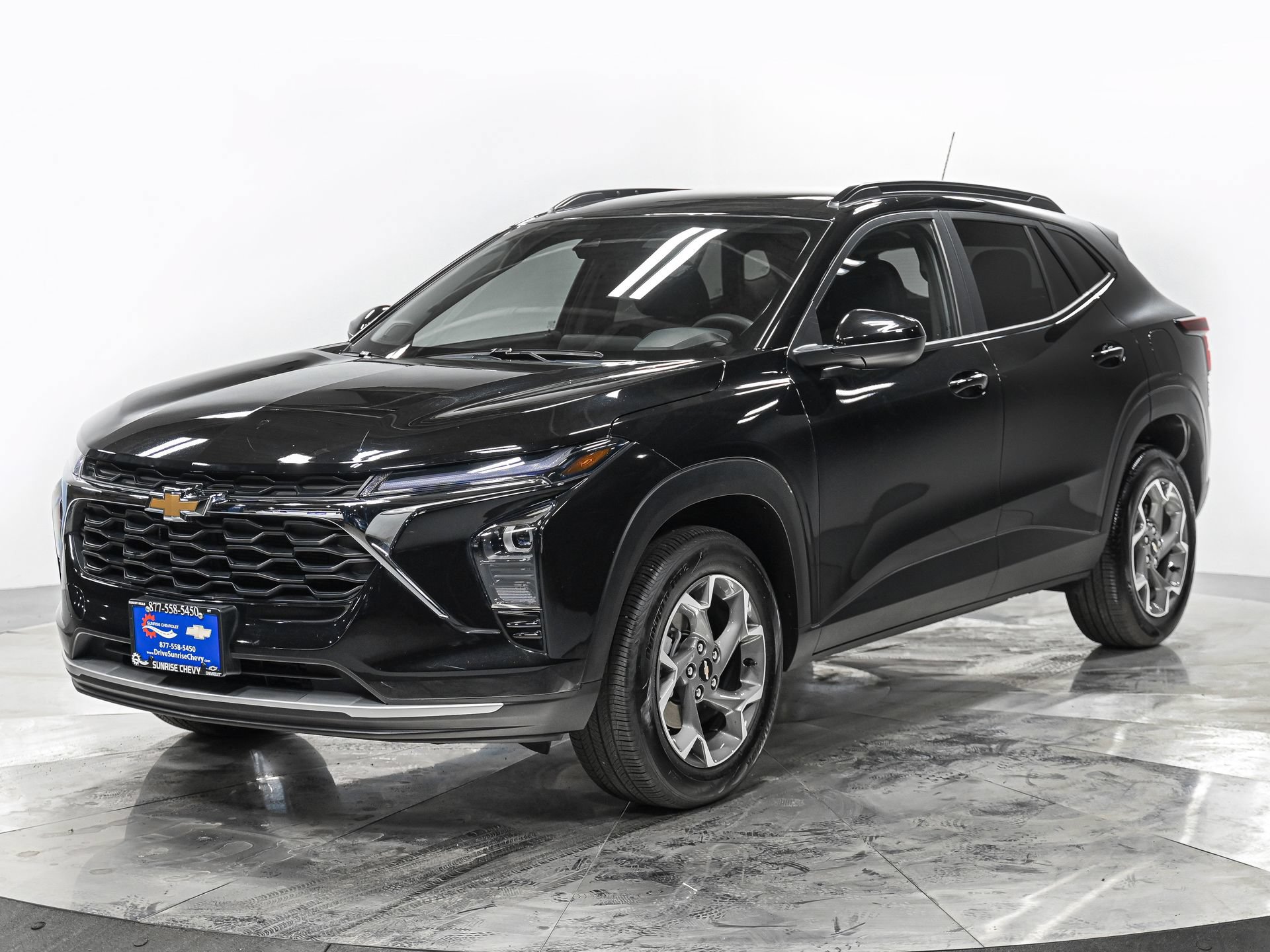 Used 2025 Chevrolet Trax LT FWD video 1