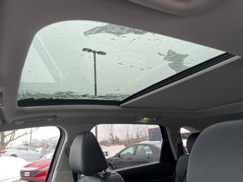 Certified 2024 Kia Sorento SX image 8