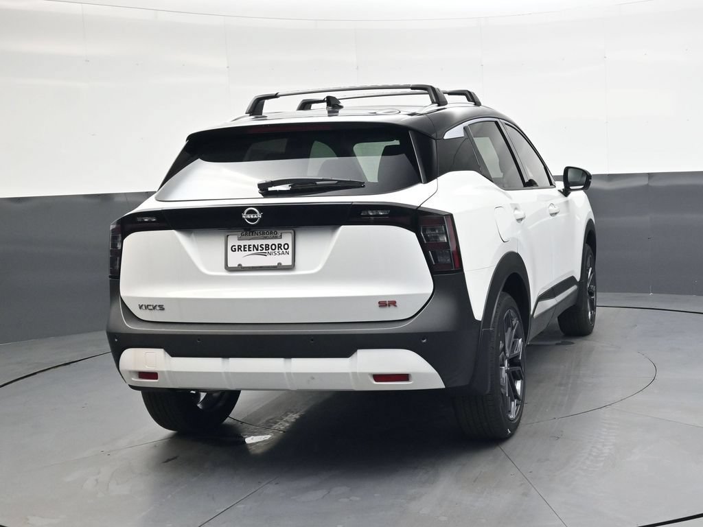 New 2026 Nissan Kicks SR w/ Cold Weather Package FWD image 5