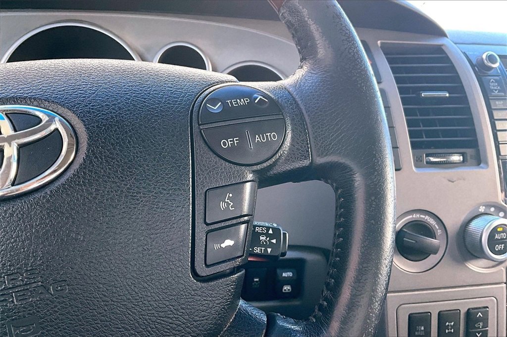 Used 2012 Toyota Sequoia Platinum image 11