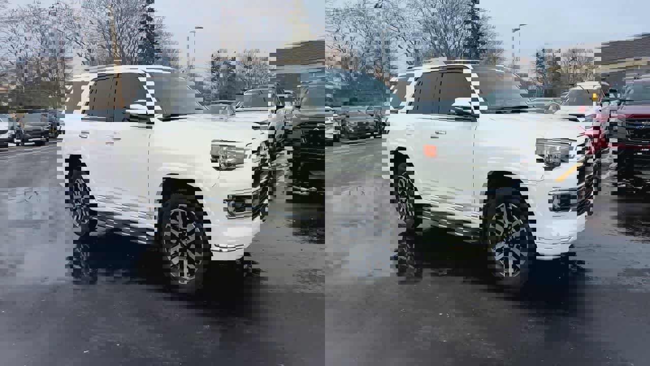 Used 2020 Toyota 4Runner Limited image 2