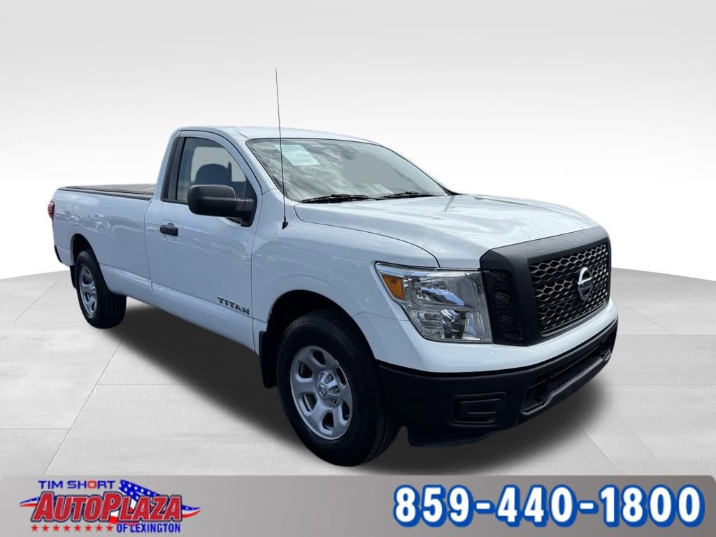Used 2017 Nissan Titan S image 3