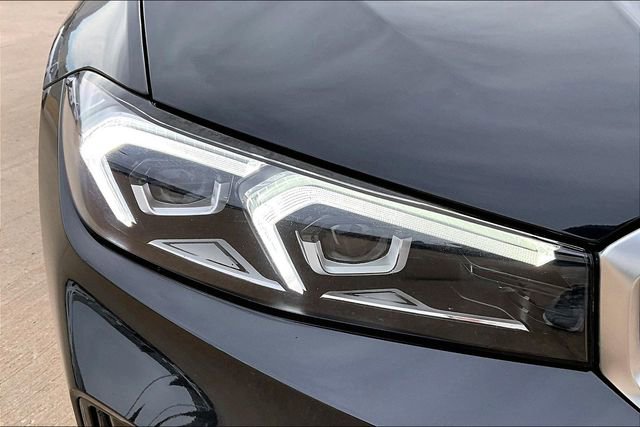 Used 2024 BMW 330i xDrive Sedan AWD/4WD image 31