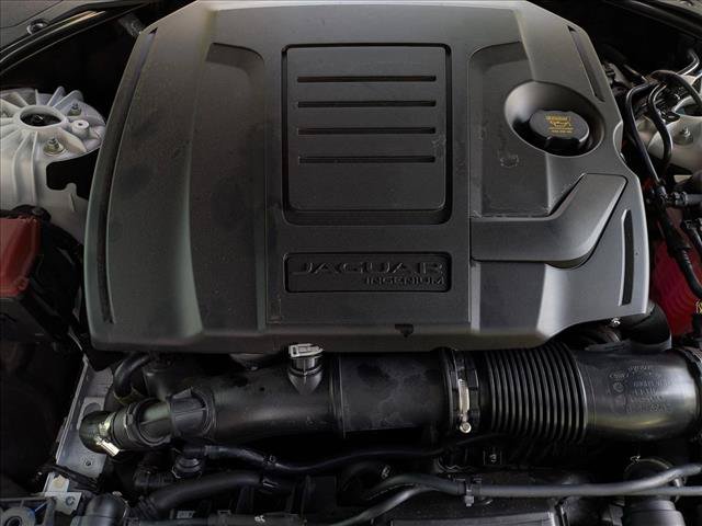 New 2024 Jaguar XF R-Dynamic SE AWD/4WD image 16