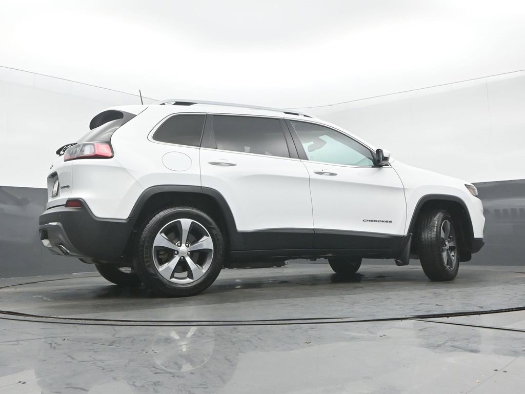 Used 2019 Jeep Cherokee Limited w/ Trailer Tow Group image 31