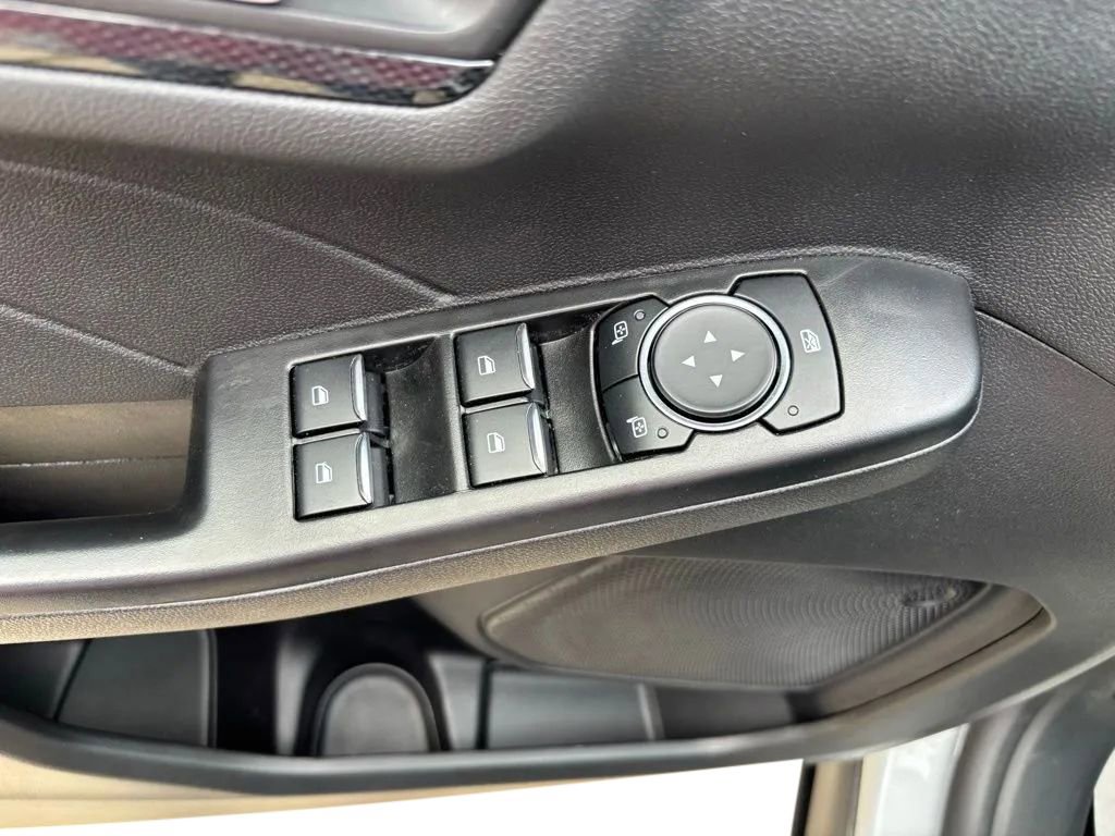 Used 2026 Ford Escape ST-Line w/ Tech Pack #1 image 19