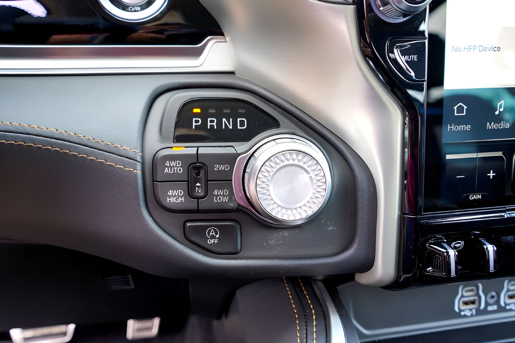 New 2026 RAM 1500 Tungsten AWD/4WD image 18