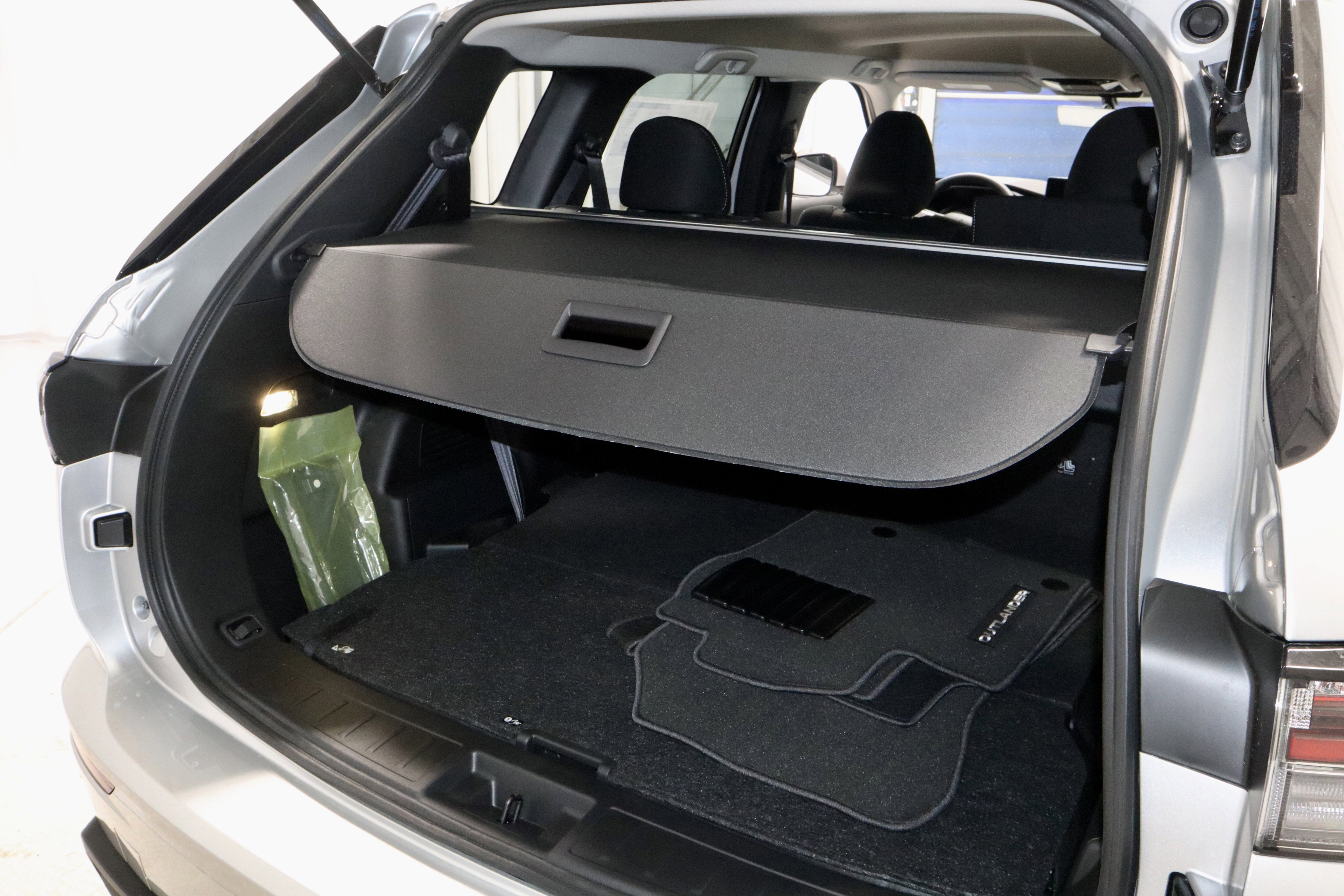 New 2026 Mitsubishi Outlander ES image 14