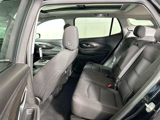 Used 2023 GMC Terrain SLE w/ Driver Convenience Package image 26