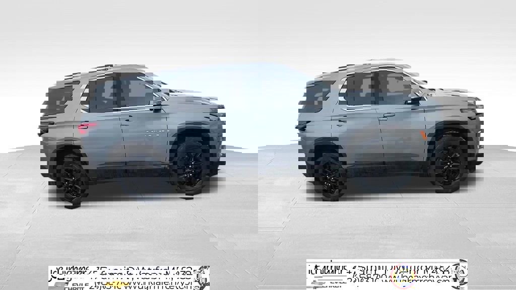 Used 2023 Chevrolet Traverse LT w/ LPO, Floor Liner Package image 9