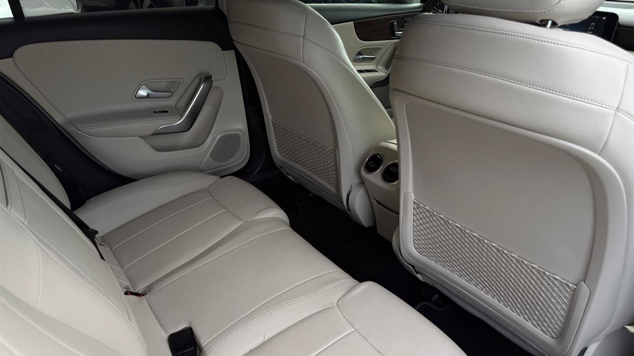 Used 2019 Mercedes-Benz A 220 4MATIC image 37