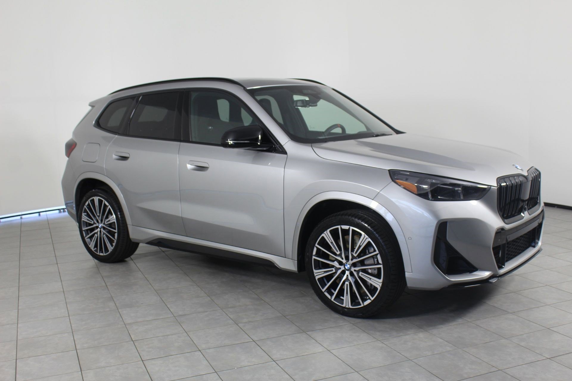 New 2026 BMW X1 M35i image 18