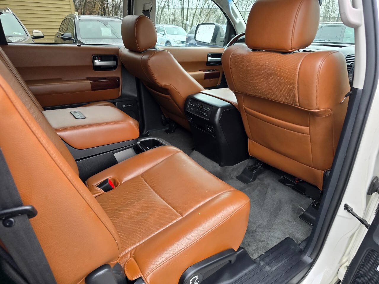 Used 2013 Toyota Sequoia Platinum AWD/4WD image 33