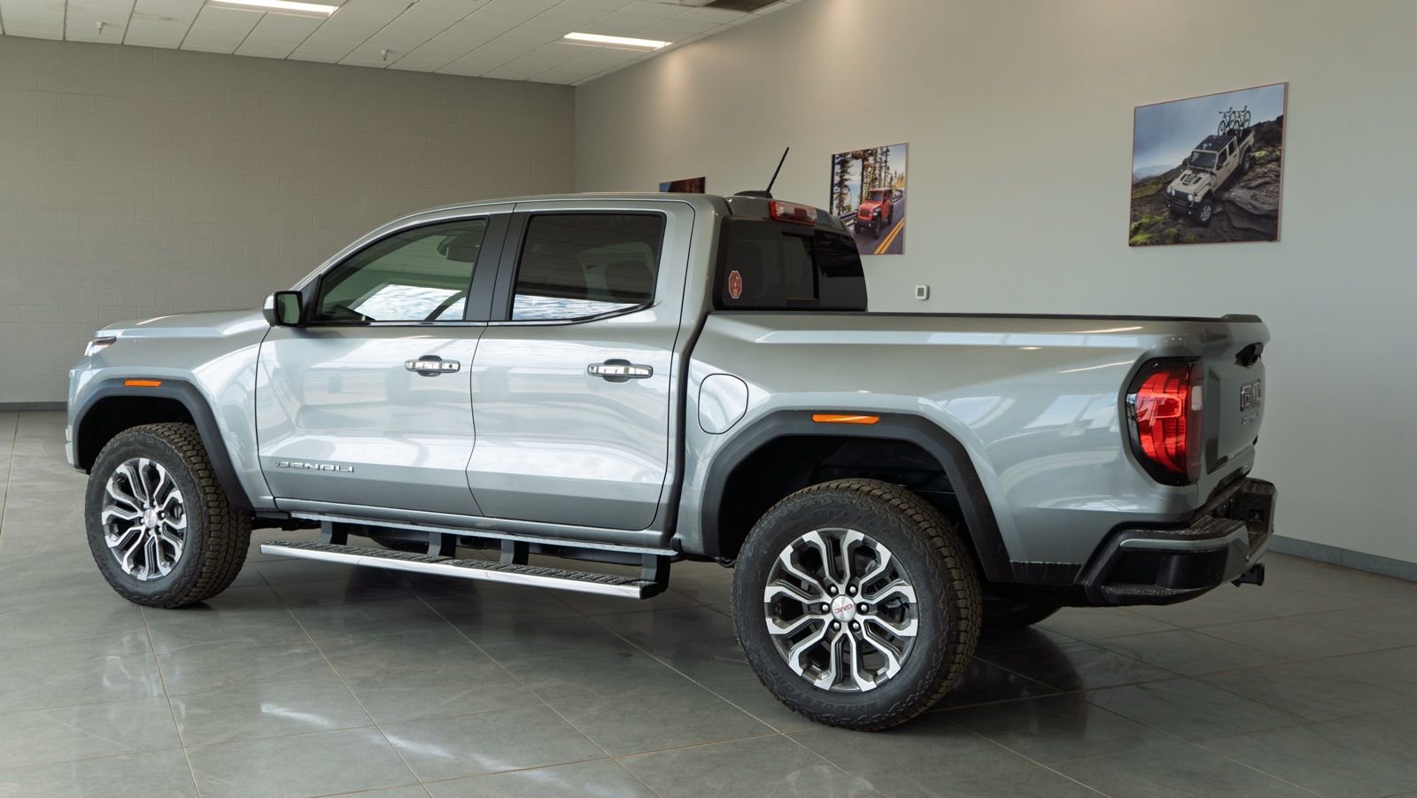 New 2026 GMC Canyon Denali image 8