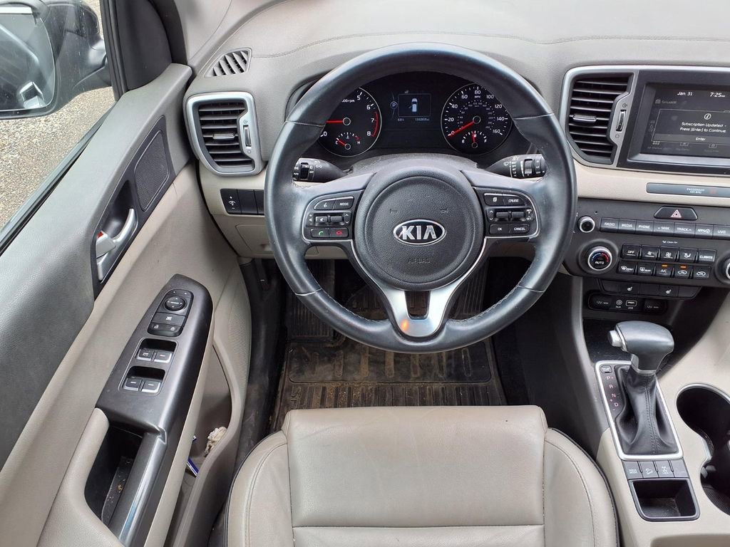 Used 2017 Kia Sportage EX image 10