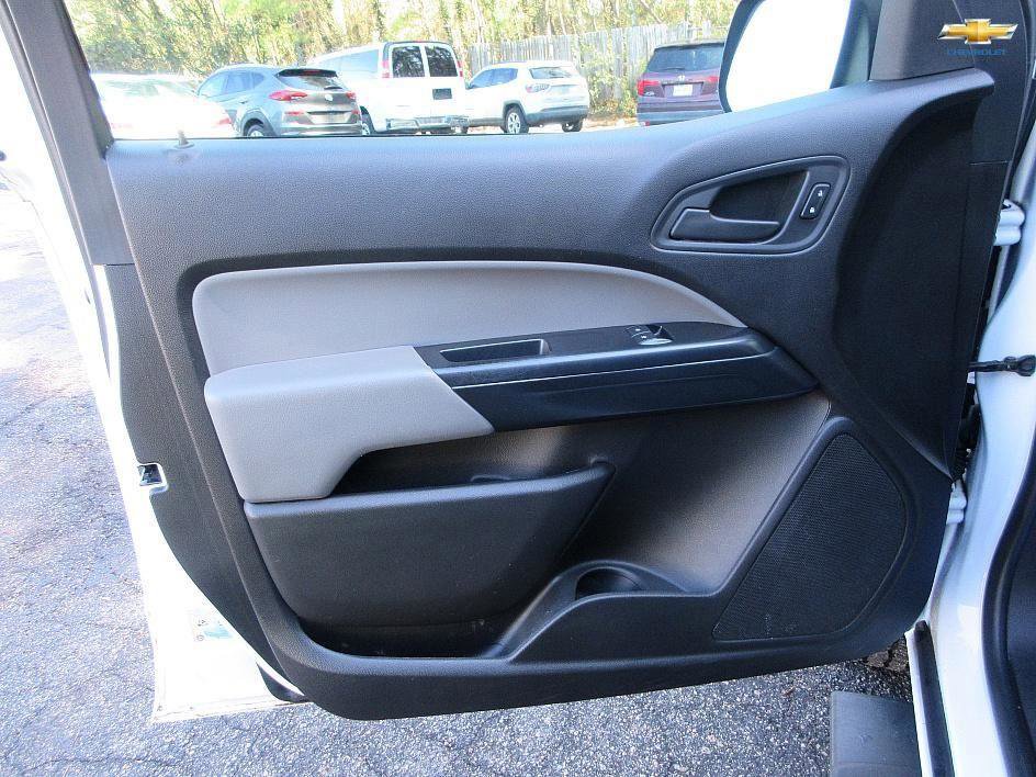 Used 2017 Chevrolet Colorado W/T image 9