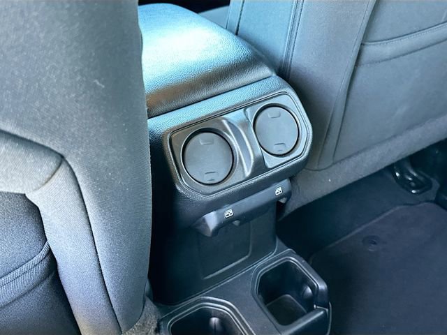 Used 2023 Jeep Wrangler Sport S image 23